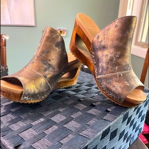 Dansko Denim Metallic mules with open toe and cutout heel- size 41